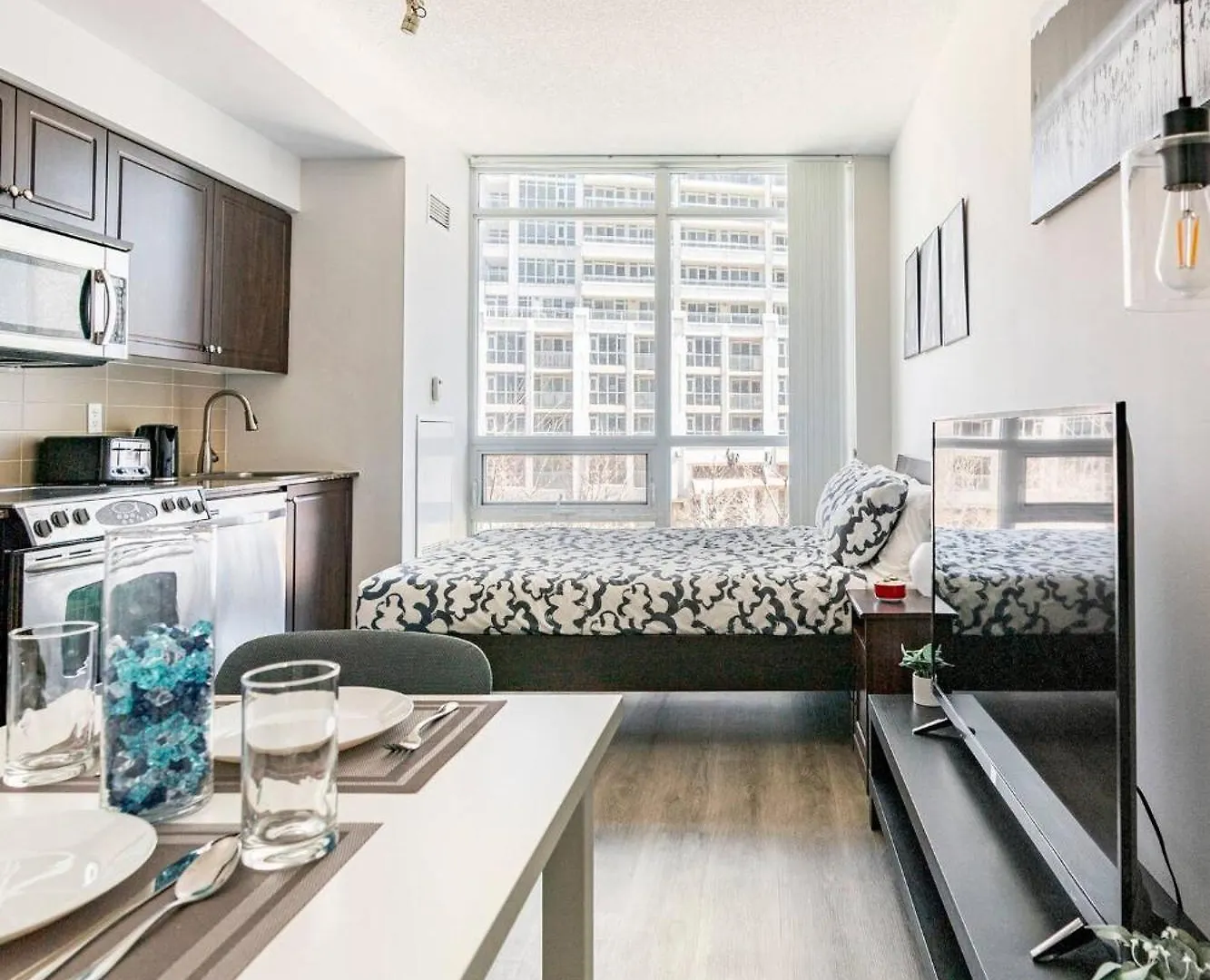 Apartment Luxury Suites Steps To Cn Tower Toronto